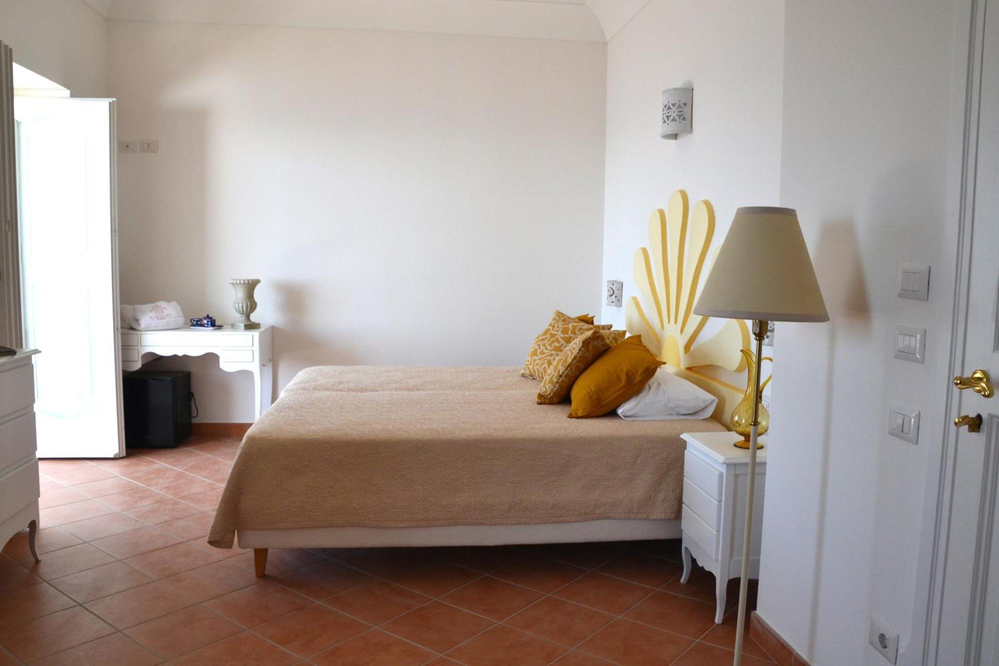Villa Santa Chiara Positano Suites Номер фото