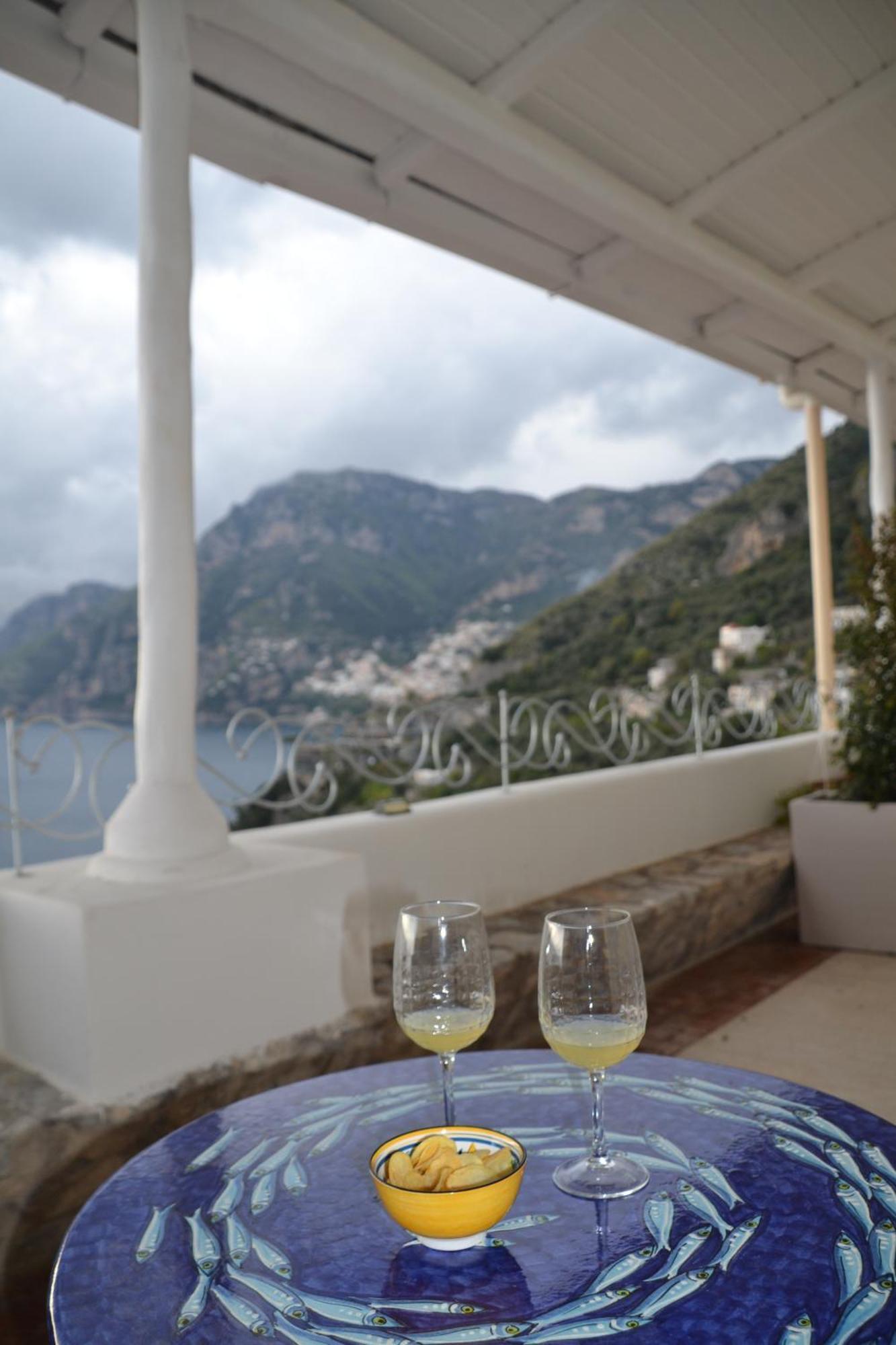Villa Santa Chiara Positano Suites Экстерьер фото